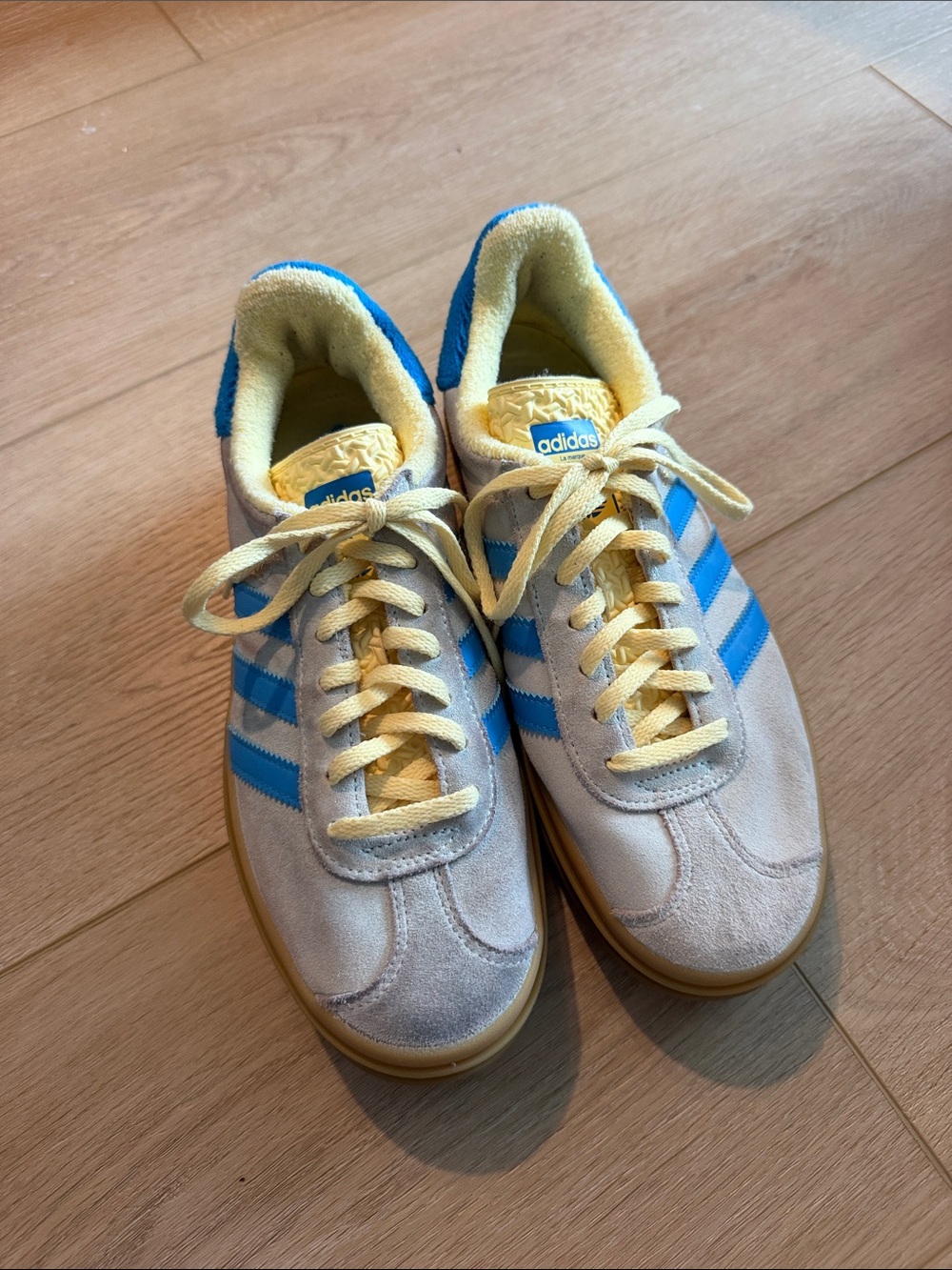 adidas women’s Cream & Blue Retro Suede Sneakers